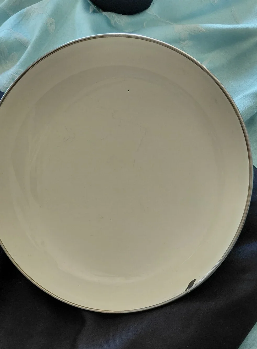 TableTops Unlimited White Fruit-Pattern Covered Fry Pan with Brass-Tone Handles